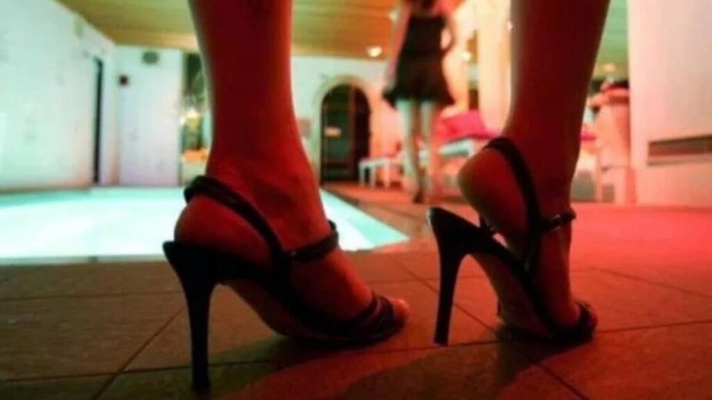 699d30e35baa1 pune police raid on spa centre in viman nagar girl dies after jumping 240221531 16x9 1