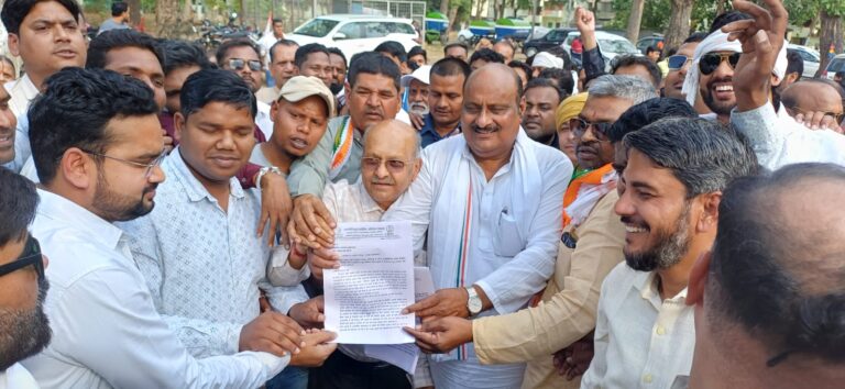 Korba: बालको क्षेत्र में जनहित से जुड़े गंभीर और लंबित मुद्दों को लेकर आज कोरबा जिला युवा कांग्रेस के तत्वावधान में किया गया प्रदर्शन IMG 20260409 WA0104