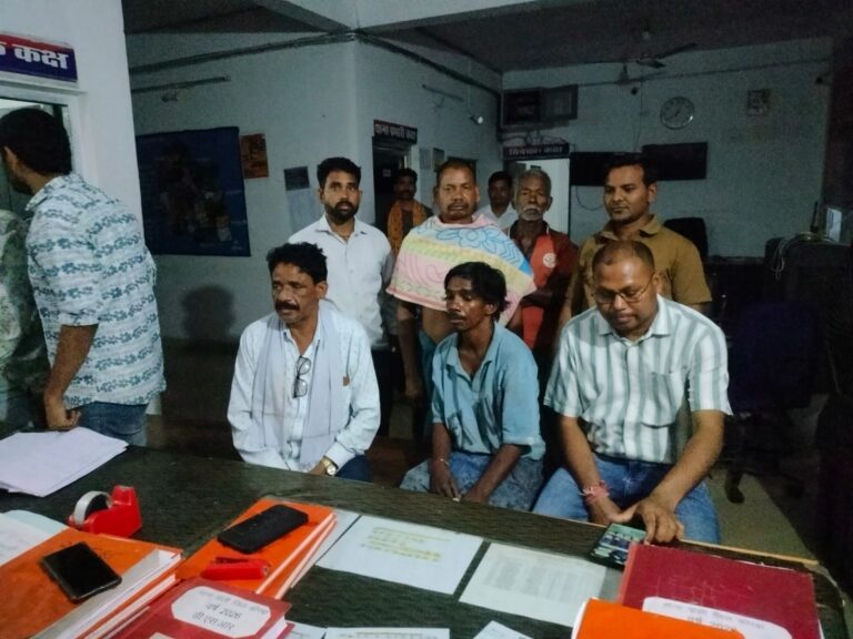 तेज आंधी-तूफान के दौरान पेड़ की डाल गिरने से तीन युवकों की मौत, कलेक्टर ने राहत सहायता हेतु दिए निर्देश IMG 20260601 WA0000