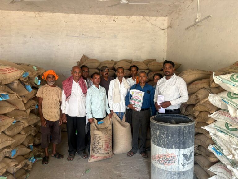खरीफ वर्ष 2026 के लिए कोरबा जिले में खाद एवं बीज का पर्याप्त भंडारण IMG 20260601 WA0004