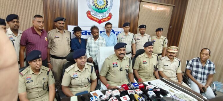 मालखरौदा में हुए पति-पत्नि के दोहरे हत्या कांड को सुलझाने में सक्ती पुलिस को मिली सफलता, दो वर्ष पूर्व घटित मुक्ता दोहरा हत्याकांड को भी इन्ही आरोपियों ने दिया था अंजाम IMG 20260610 143242