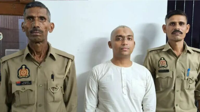 दुष्कर्म के आरोप में आईआईटियन ढोंगी बाबा गिरफ्तार, शिक्षित युवतियों का ब्रेनवाश कर बनाता था सम्बन्ध n71458357517804155260163e2b25764b0f0ea2e4bb3e613a6eadab51e6c7a8b4a1747d29295971f45fb92e