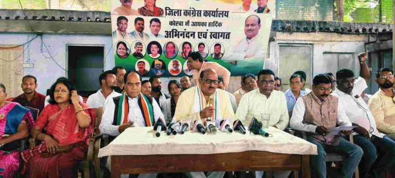 बिजली बिलों में बढ़ोतरी और स्मार्ट मीटरों के कारण आम जनता परेशान, 400 यूनिट मुफ्त बिजली योजना बहाल करे सरकार: पूर्व राजस्व मंत्री जयसिंह अग्रवाल Compress 20260802 193337 7558