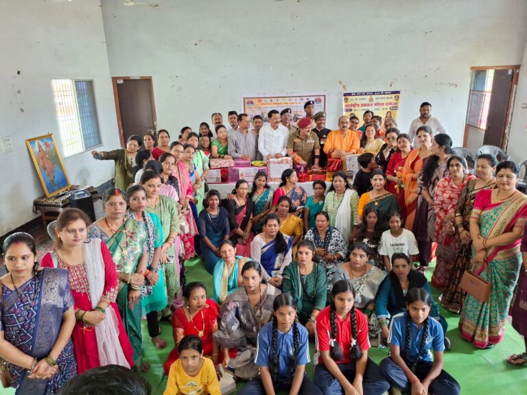 Korba: भाजपा महिला मोर्चा ने रचा राष्ट्रभक्ति का नया अध्याय, 30 हजार से अधिक राखियों से वीर सैनिकों को दिया सम्मान IMG 20260812 WA0051