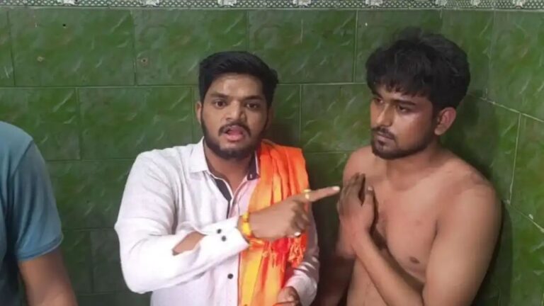 Meerut: होटल में नाबालिग हिन्दू किशोरी संग आपत्तिजनक हालत में पकड़ा गया फरदीन, मोबाइल से मिले 18 अश्लील वीडियो, हिन्दू संगठनों के हंगामे के बाद दुष्कर्म का केस दर्ज n7236669881787027128118d3b224d3e39a2af8d26a0fd11861896967c3d43af3da057c2e215258404cd31f