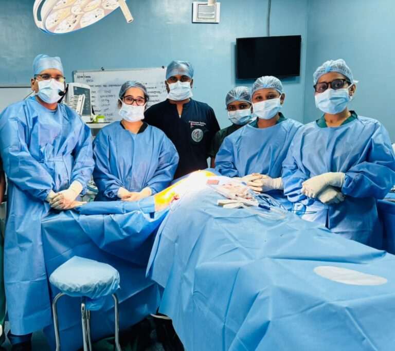 Korba: बालको मेडिकल सेंटर ने किया स्तन कैंसर की लाइव सर्जरी का आयोजन IMG 20260918 WA0248