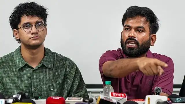 New Delhi: ज्ञानेश कुमार का इस्तीफा ही नहीं….कॉकरोच जनता पार्टी की ये हैं 3 प्रमुख मांगें, 48 घंटे का दिया अल्टीमेटम n72801528517902564504705b82f86cfcdf08da28ad7e1aede906eab4717d5acb9edc34d79359040278375a