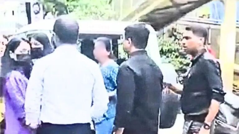 ठाणे में हाई प्रोफाइल देह व्यापार का पर्दाफाश, रैकेट की सरगना एक फ़िल्म अभिनेत्री गिरफ्तार n72843823417906403112220a34eef69bdc9b2cffc87fd7e9ec2c623a93242bee3cafbfe1421684434a987d