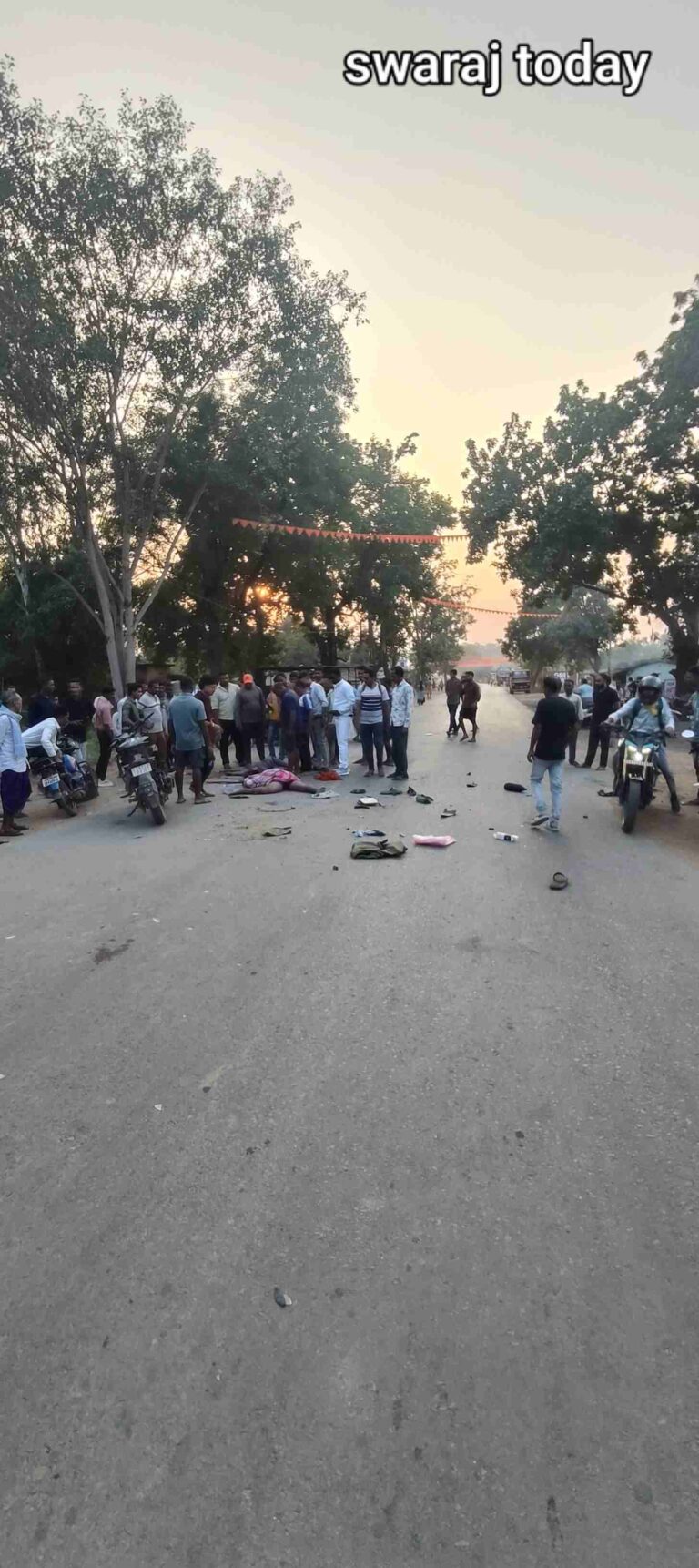 Breaking: कोरबा के नोनबिर्रा में तेज रफ्तार बस ने स्कूटी सवार दो युवकों को कुचला, दोनों की मौके पर मौत, गांव में मचा कोहराम Compress 20261020 175059 9850
