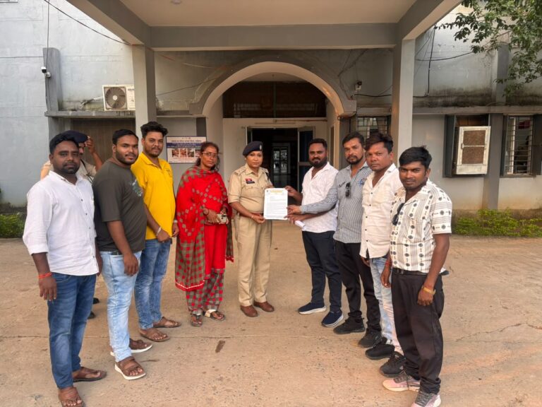 अखिल भारतीय पत्रकार सुरक्षा समिति सारंगढ़ बिलाईगढ़ एसपी को सौंपा ज्ञापन IMG 20261001 WA0262