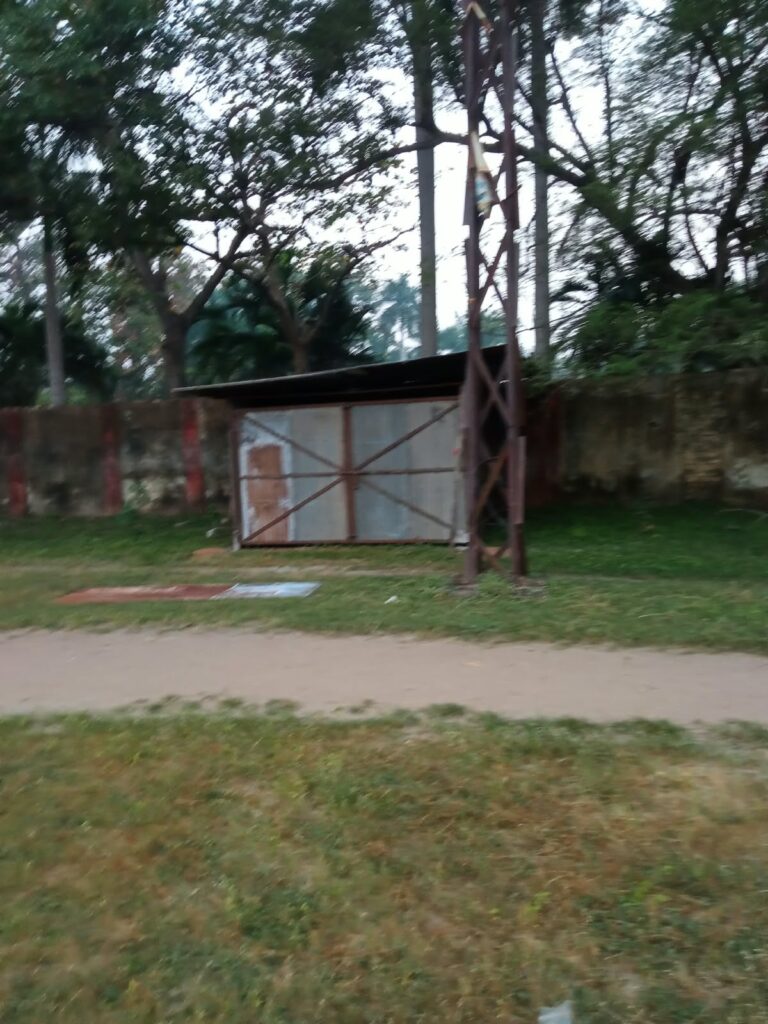 CSEB ग्राउंड पर बेजा कब्जाधारियों की नजर, धीरे-धीरे हो रहा अतिक्रमण, प्रशासन तत्काल कराएं जांच एवं कार्रवाई – धनेश कुमार सिंह IMG 20261013 WA0053