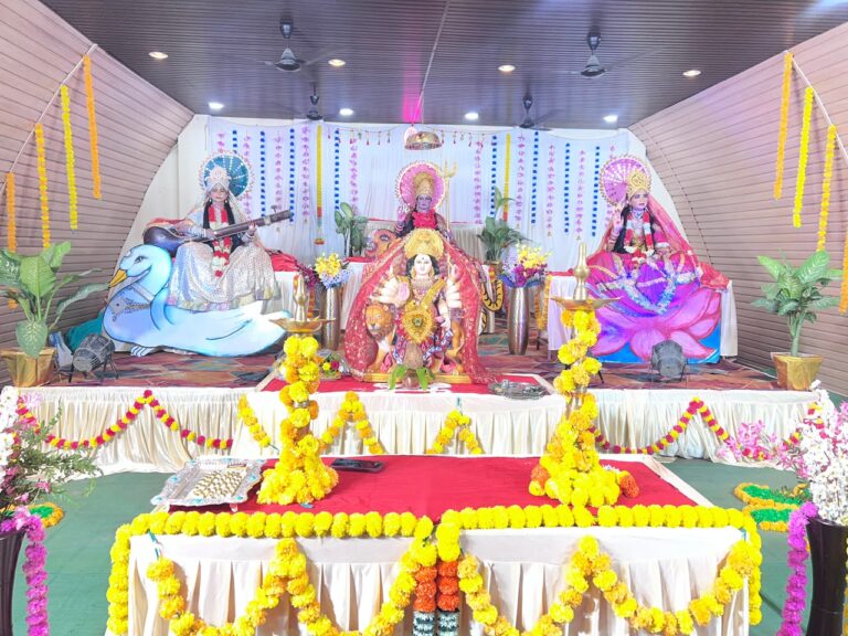 Korba: नवरात्रि के पावन अवसर पर ब्रह्माकुमारीज़ द्वारा चैतन्य देवियों की झाँकी का आयोजन, समस्त कोरबा वासियों को सादर आमंत्रण IMG 20261015 WA0070