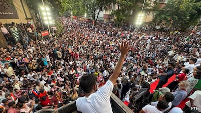 New Delhi: कॉकरोच जनता पार्टी का आज फिर जंतर-मंतर मार्च, दिल्ली-पुलिस ने जारी की ट्रैफिक एडवाइजरी, सुप्रीम कोर्ट पहुंचा दीपके-सौरव दास की हिरासत का मामला IMG 24b5a0e3 e28d 4d21 b825 f6e5ea14c134
